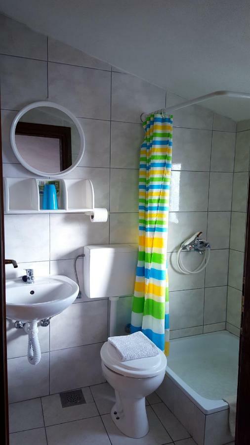 Studio Apartmani Marinella Baska Voda Bagian luar foto