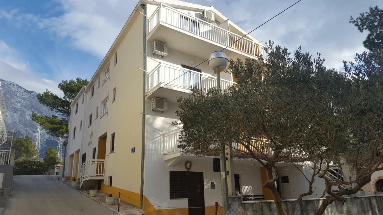 Studio Apartmani Marinella Baska Voda Bagian luar foto